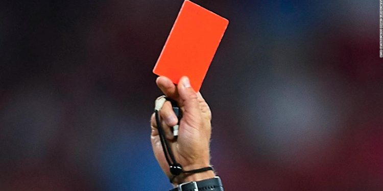 ¿Vale la pena o no la tarjeta roja de 20 minutos?