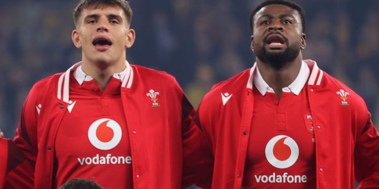 Cuando un contrato profesional, está por delante de jugar para tu país