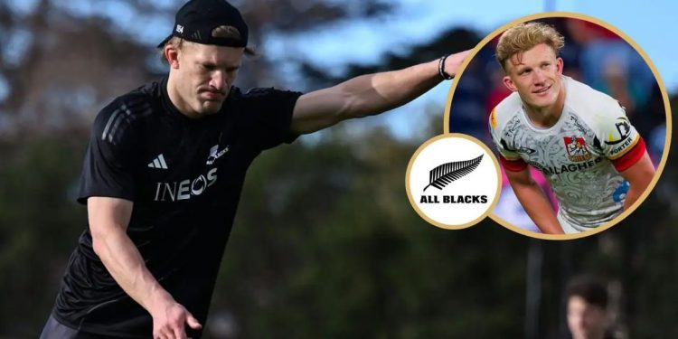 ¿Por qué Damian McKenzie se rié al patear?
