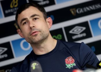 Steve Borthwick se queda sin dos entrenadores claves