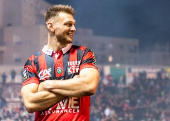 Dan Biggar se dispone a aceptar un nuevo trabajo fuera del rugby