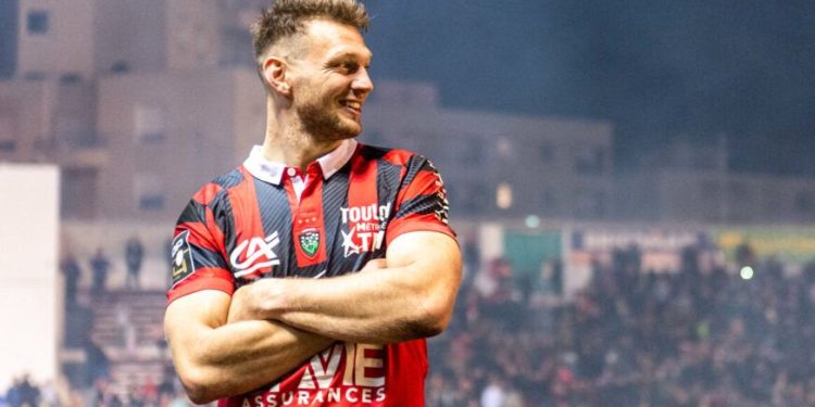 Dan Biggar se dispone a aceptar un nuevo trabajo fuera del rugby