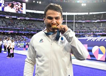 La ex capitana de Inglaterra cuestiona la presencia de Dupont en los Juegos Olímpicos