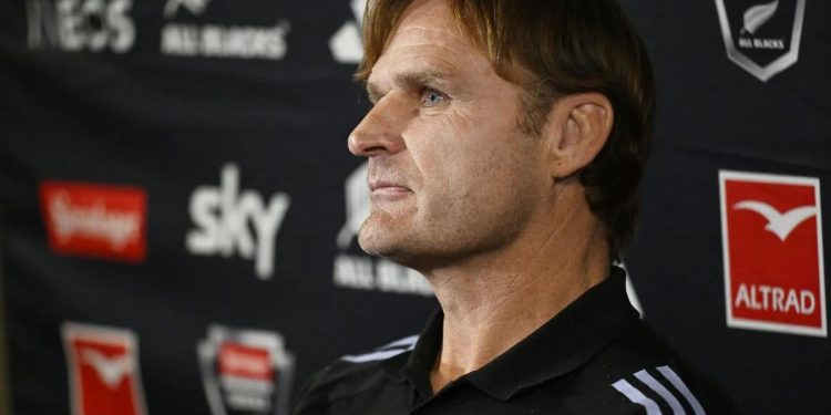 Cómo los años de los Crusaders están moldeando a los All Blacks de Scott Robertson