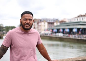 ¡La familia Tuilagi le pone color a las callles de Bayonne!