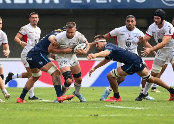 Top 14: El campeón empieza a marcar la cancha en Francia