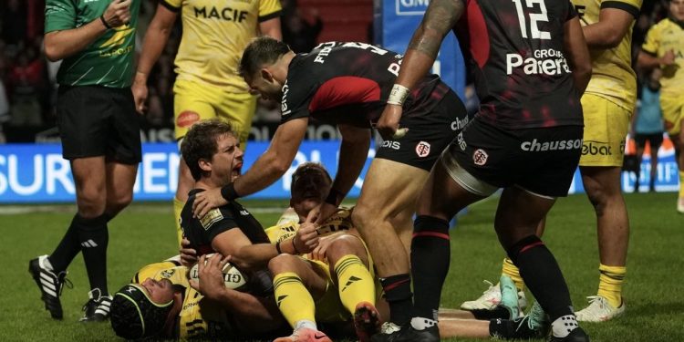 Top 14: El campeón le ganó un partido complicado a La Rochelle