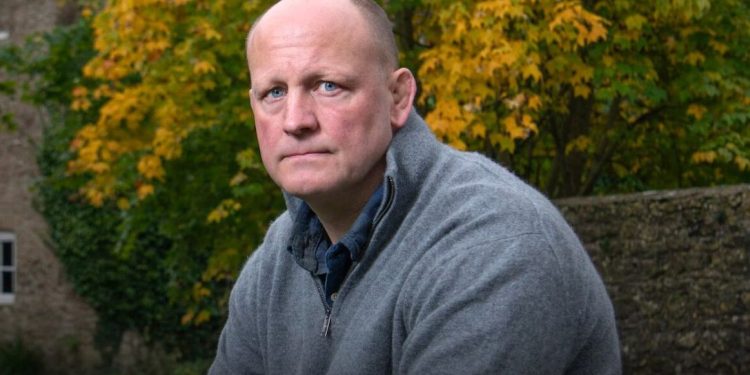 Exjugador de Inglaterra revela mentira impactante sobre demencia