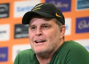 El entrenador de los Boks pasó por el quirófano