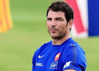 Marc Lievremont, ex jugador y entrenador del seleccionado de Francia, salvó su vida de milagro