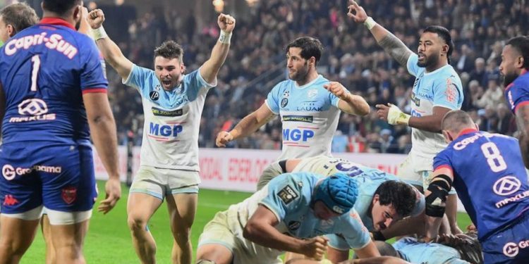 Top 14: Mateo Carreras ayudó a Bayonne en la victoria ante Stade Français