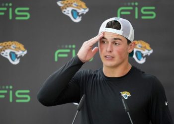 Louis Rees-Zammit: “Confía en el proceso. Las grandes cosas llevan tiempo”