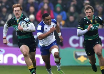 Premiership: Los “Saints” le ganaron al puntero con autoridad