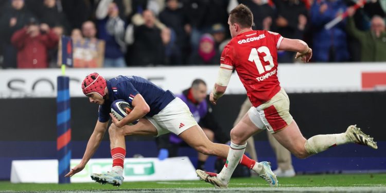 Seis Naciones: Francia pasó por encima a Gales en el debut
