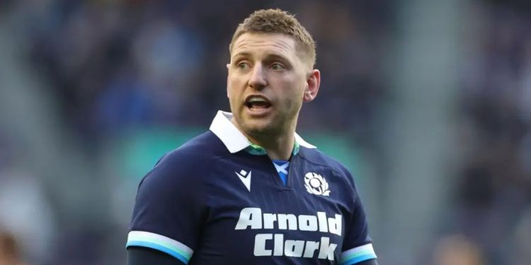 Seis Naciones: Finn Russell no se perderá el partido en Twickenham