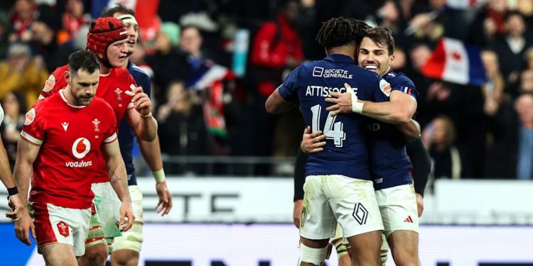 Seis Naciones: Ganó la lógica en la primera fecha