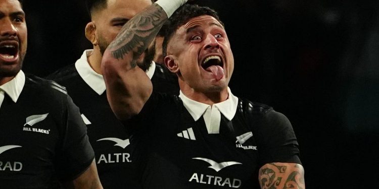 Se revela la división de los All Blacks después de que TJ Perenara “prometiera” un mensaje de unidad