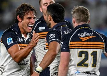 Super Rugby Pacific: Brumbies sorprende a Blues y Chiefs busca estirar su liderazgo
