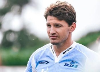 Beauden Barrett podría regresar en tres semanas tras su lesión en la mano
