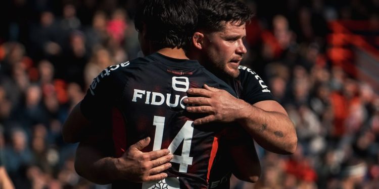 Top 14: Toulouse recuperó la punta con una goleada y presencia argentina