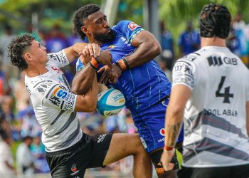 Súper Rugby Pacific: Crusaders ganó en Suva y no le pierde pisada a Chiefs