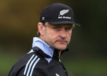 Scott Robertson advierte sobre el peligro de una Francia alternativa