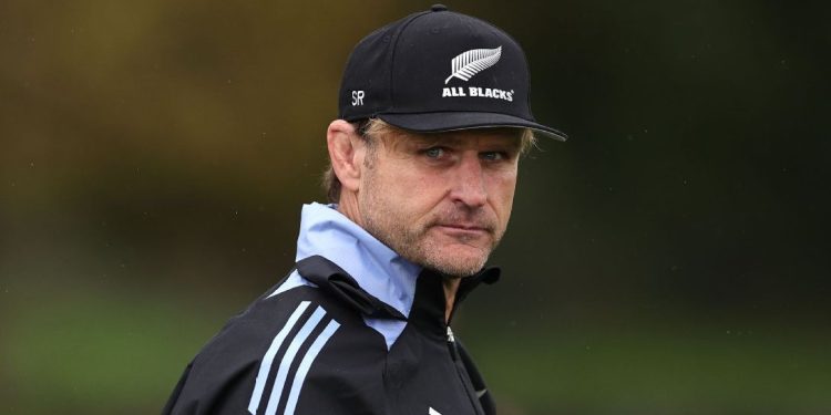 Scott Robertson advierte sobre el peligro de una Francia alternativa