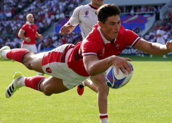 Louis Rees-Zammit toma una decisión sobre su futuro tras confirmarse su regreso a la Premier League