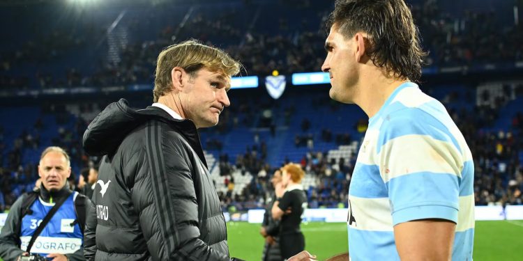 Efecto Pumas: Scott Robertson “baja” a 16 All Blacks al torneo local antes de chocar con Sudáfrica