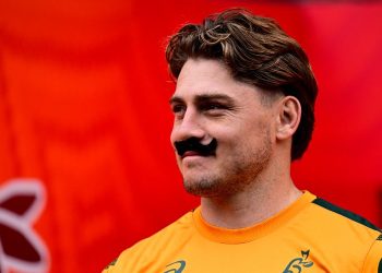 ¡Un Adiós con Bigotes!