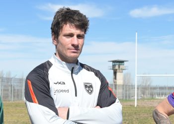 Gonzalo Bertranou compartió un entrenamiento de rugby con Los Caciques