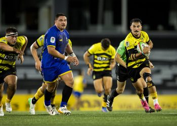 Peñarol impuso condiciones y superó a Cobras Brasil Rugby